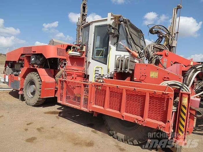 Sandvik DS511-C Povrchové vrtací stroje