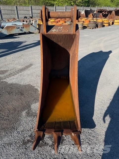 CAT 323 USED BUCKET Hloubkové lopaty
