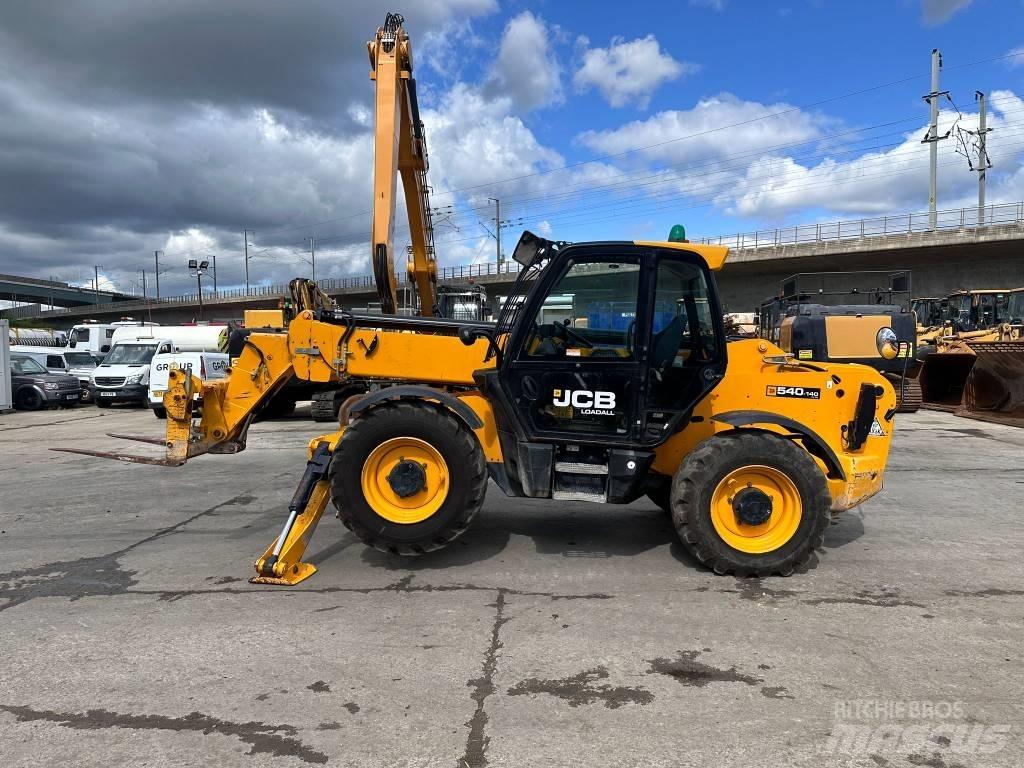 JCB 540-140 Teleskopické manipulátory