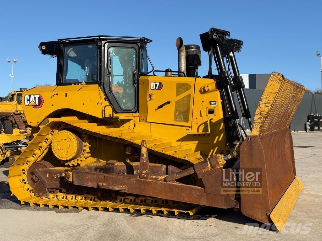 CAT D 7 LGP Pásové dozery