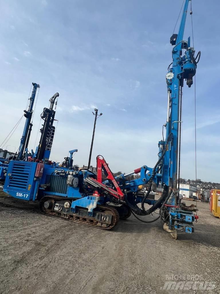 Soilmec SM17 Pilířové jeřáby