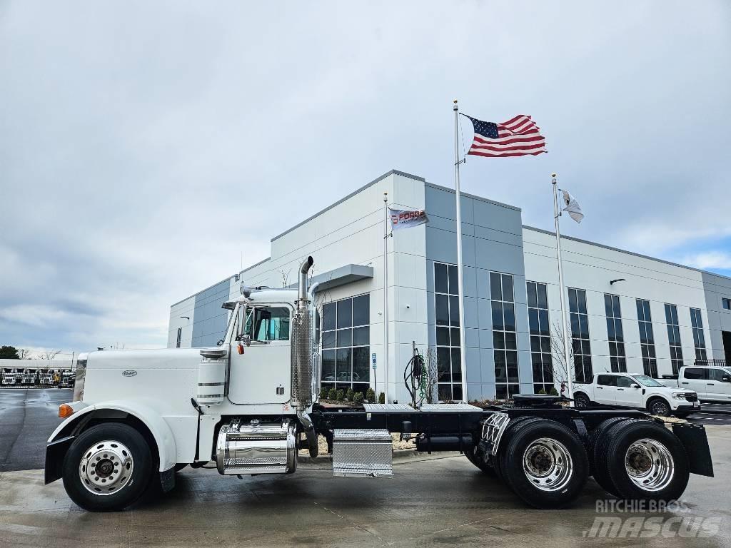 Peterbilt 379 Tahače