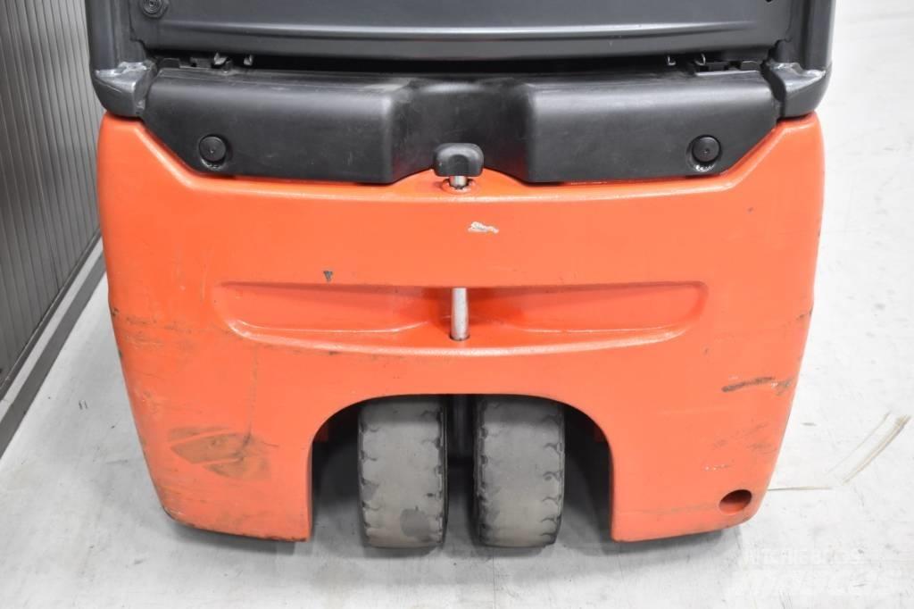 Linde E 18 - 02 Akumulátorové vozíky