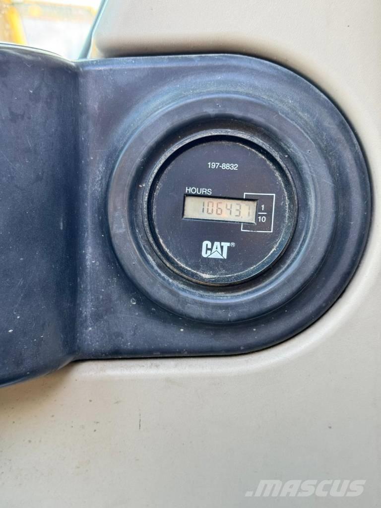CAT M 315 C Kolová rýpadla