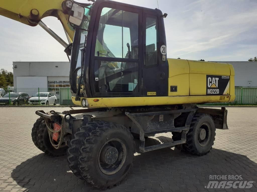 CAT M 322 D Kolová rýpadla