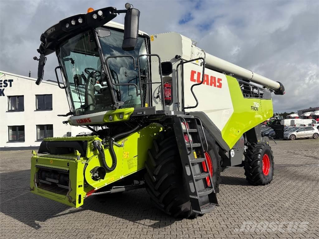 CLAAS TRION 750 Sklízecí mlátičky