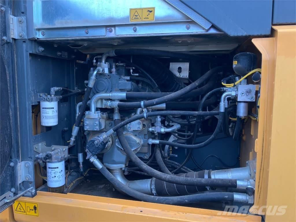 Liebherr R934 Pásová rýpadla