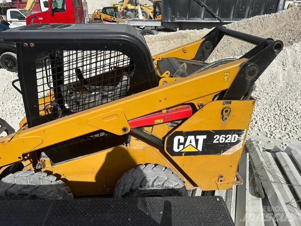 CAT 262 D Smykem řízené nakladače