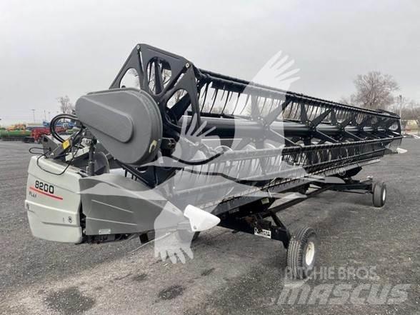 Agco 8200 Kombajnové hlavice