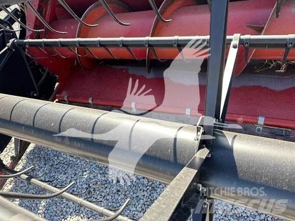 Case IH 1020 Kombajnové hlavice