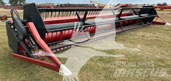 Case IH 1020 Kombajnové hlavice