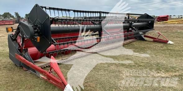 Case IH 1020 Kombajnové hlavice