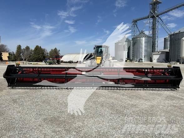 Case IH 1020 Kombajnové hlavice