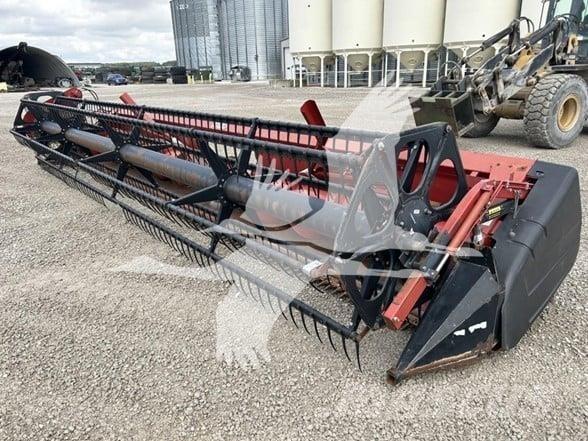 Case IH 1020 Kombajnové hlavice