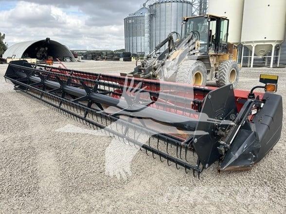 Case IH 1020 Kombajnové hlavice