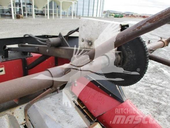 Case IH 1063 Kombajnové hlavice