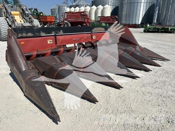 Case IH 1063 Kombajnové hlavice