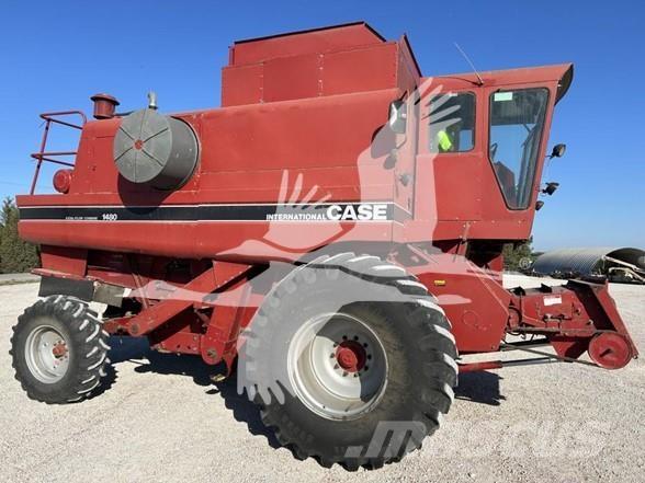 Case IH 1480 Sklízecí mlátičky
