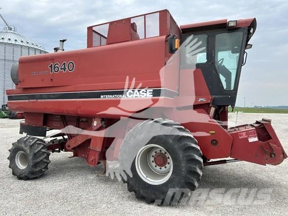 Case IH 1640 Sklízecí mlátičky