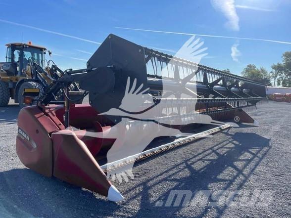 Case IH 3020 Kombajnové hlavice