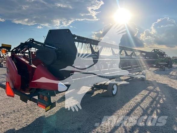 Case IH 3020 Kombajnové hlavice