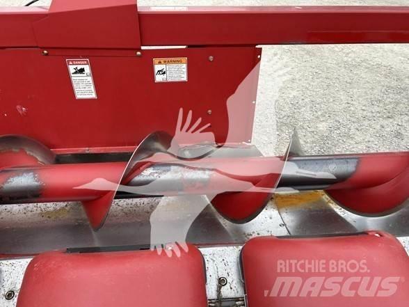 Case IH 3208 Kombajnové hlavice
