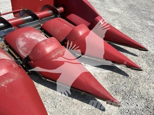 Case IH 3406 Kombajnové hlavice