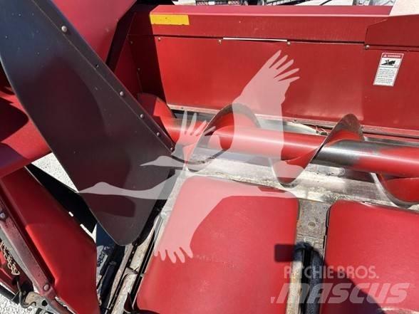 Case IH 3408 Kombajnové hlavice