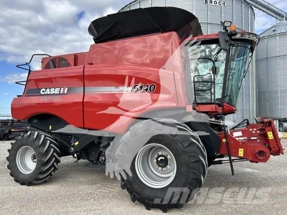 Case IH 5140 Sklízecí mlátičky