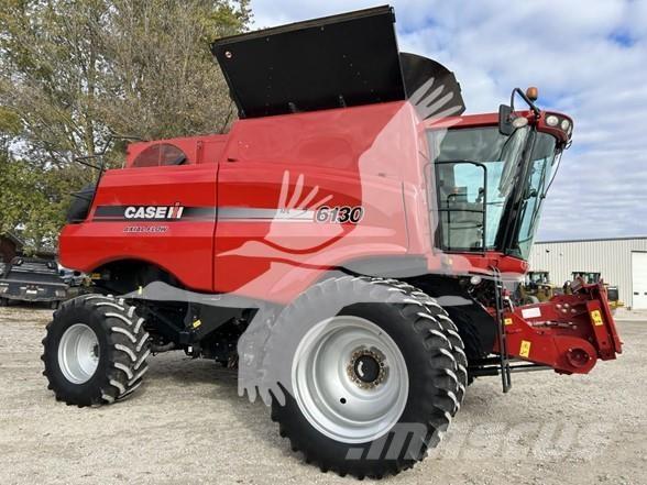 Case IH 6130 Sklízecí mlátičky