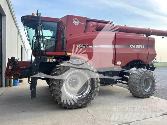 Case IH 7010 Sklízecí mlátičky