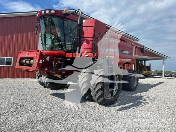 Case IH 8120 Sklízecí mlátičky