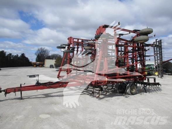 Case IH TM14 Kultivátory