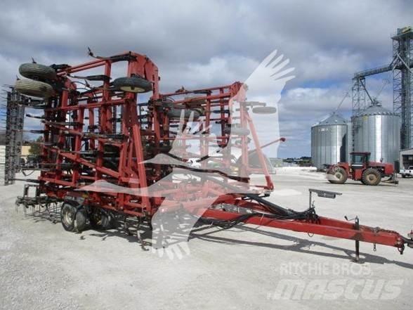 Case IH TM14 Kultivátory