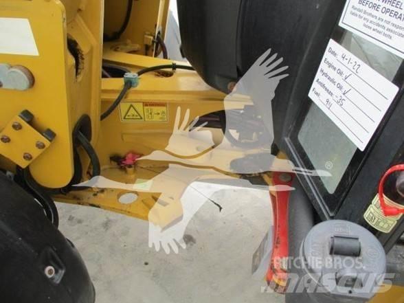 CAT 906H2 Kolové nakladače