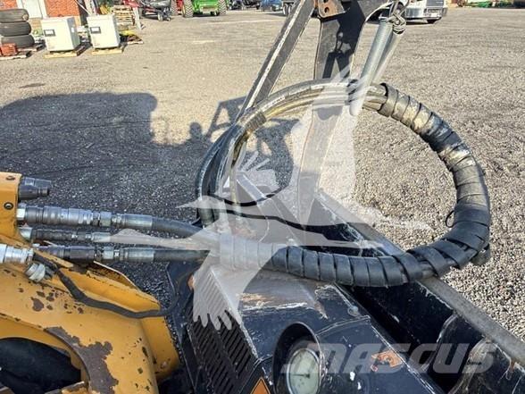 CAT HM415B Lesní mulčovače