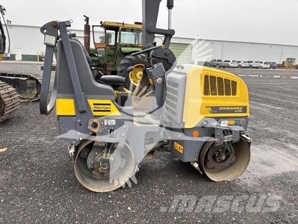 Dynapac CC950 Tahačové válce