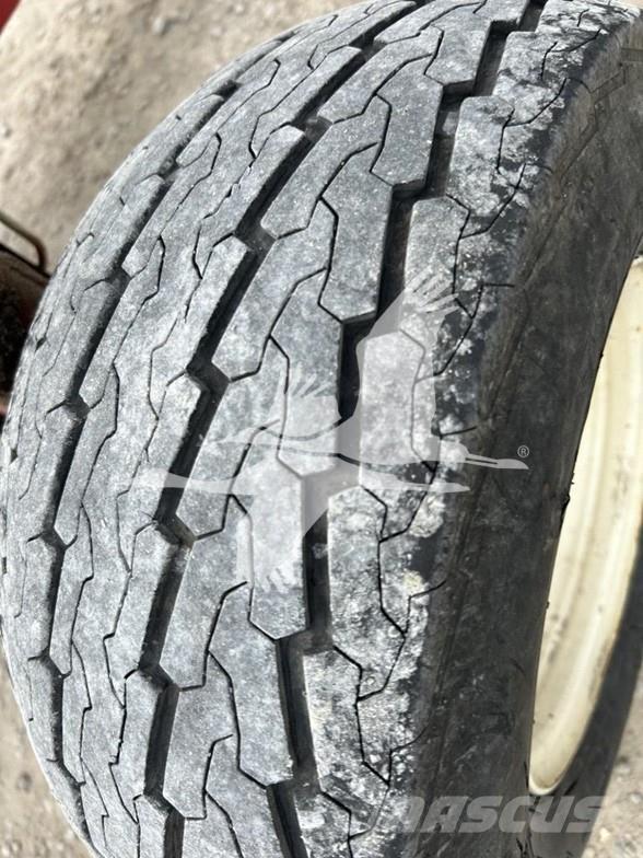 E-Z Trail 680 Další přívěsné vozíky