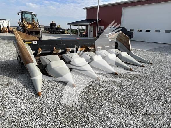 Gleaner R636 Kombajnové hlavice