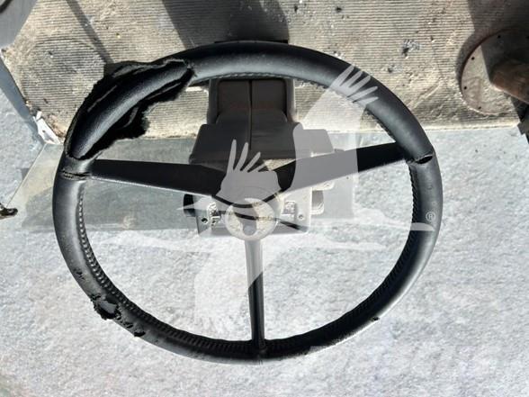 Gleaner R72 Sklízecí mlátičky