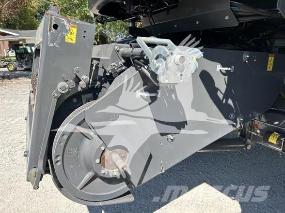 Gleaner S77 Sklízecí mlátičky