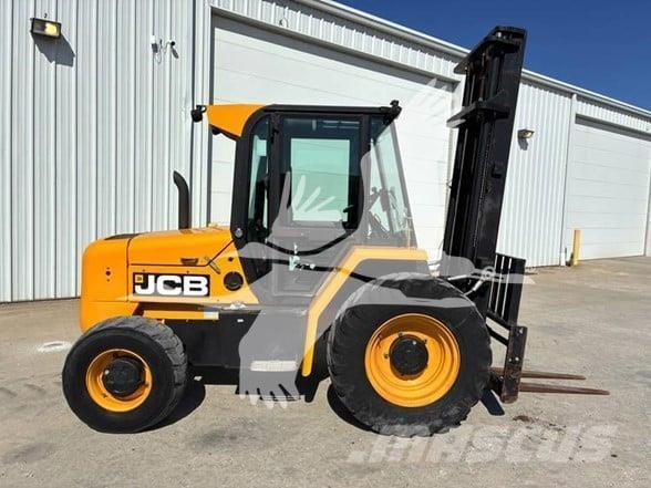 JCB 930 Terénní vysokozdvižné vozíky