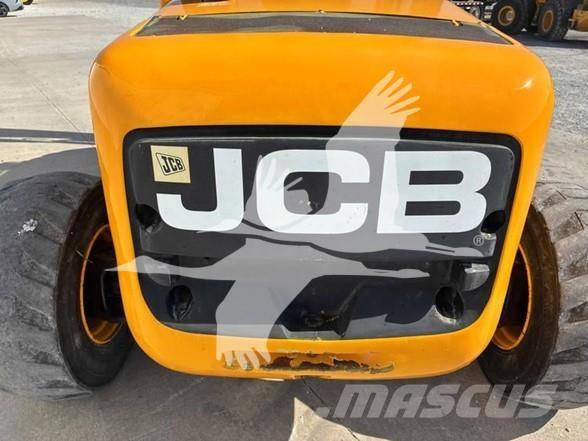 JCB 930 Terénní vysokozdvižné vozíky