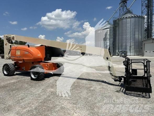 JLG 800A Kloubové plošiny