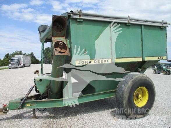 John Deere 400 Obilné návěsy
