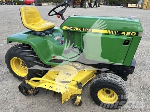 John Deere 420 Samojízdné sekačky