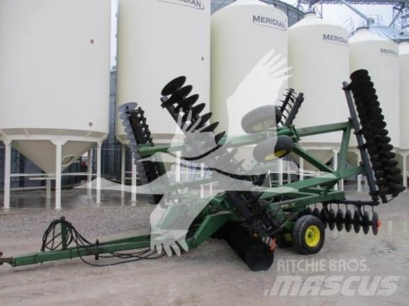 John Deere 630 Talířové brány
