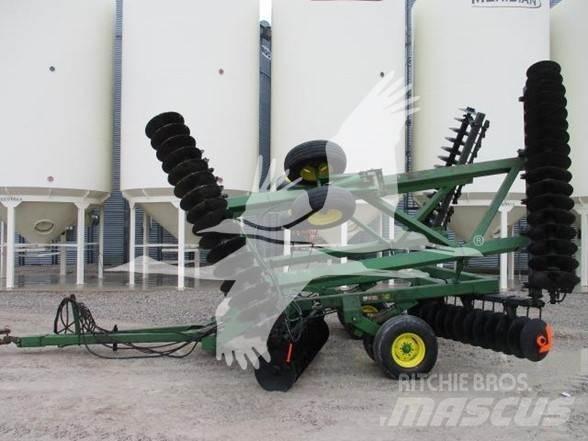 John Deere 630 Talířové brány