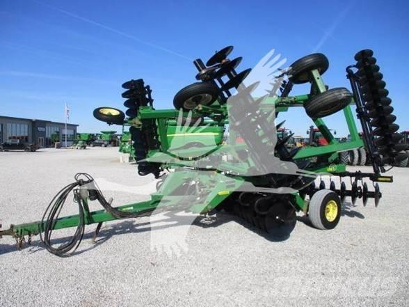 John Deere 637 Talířové brány