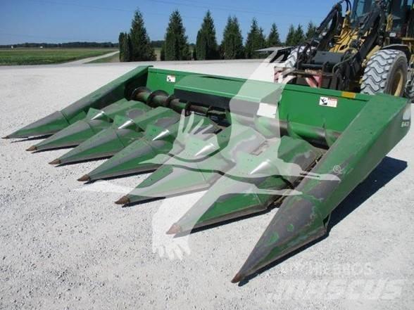 John Deere 643 Kombajnové hlavice